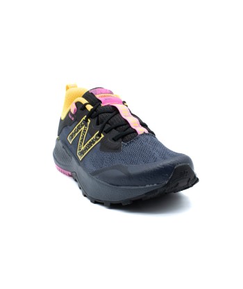 NEW BALANCE Dynasoft Nitrel V4 brillant des détails fins