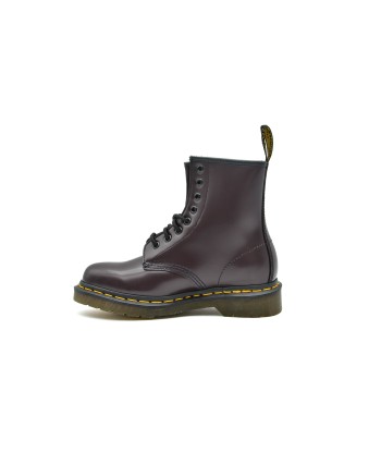 DR. MARTENS 1460 Smooth Leather Lace Up Boots in Burgundy en ligne