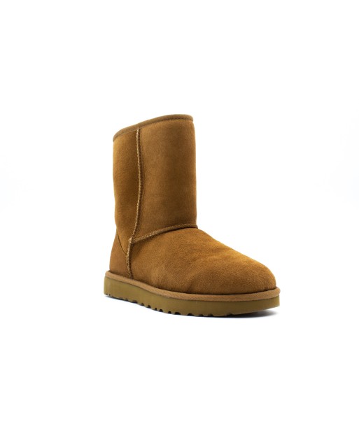 UGGS Classic II Short Comparez et commandez 