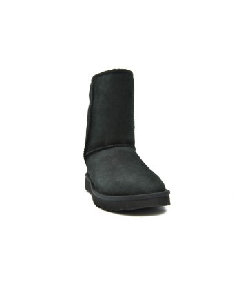 UGGS Classic Sheepskin Boots 50-70% off 